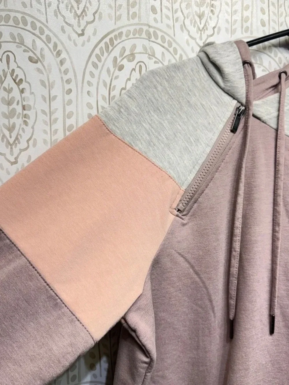 Men's Colorblock Pullover Hoodie - Dusty Rose/Grey